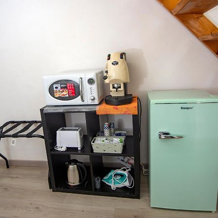 Na City Rooms Наполи Екстериор снимка