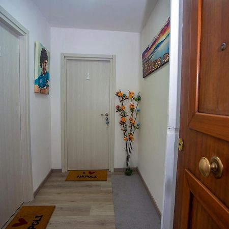 Na City Rooms Наполи Екстериор снимка