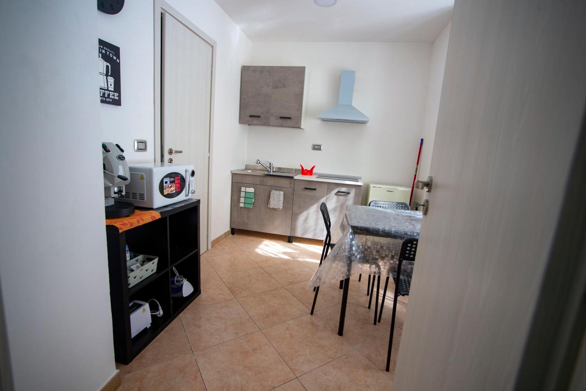 Na City Rooms Наполи Екстериор снимка